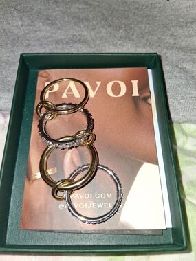 PAVOI Mixed Metal Interlocking Hoop Ring Set - Gold & Silver